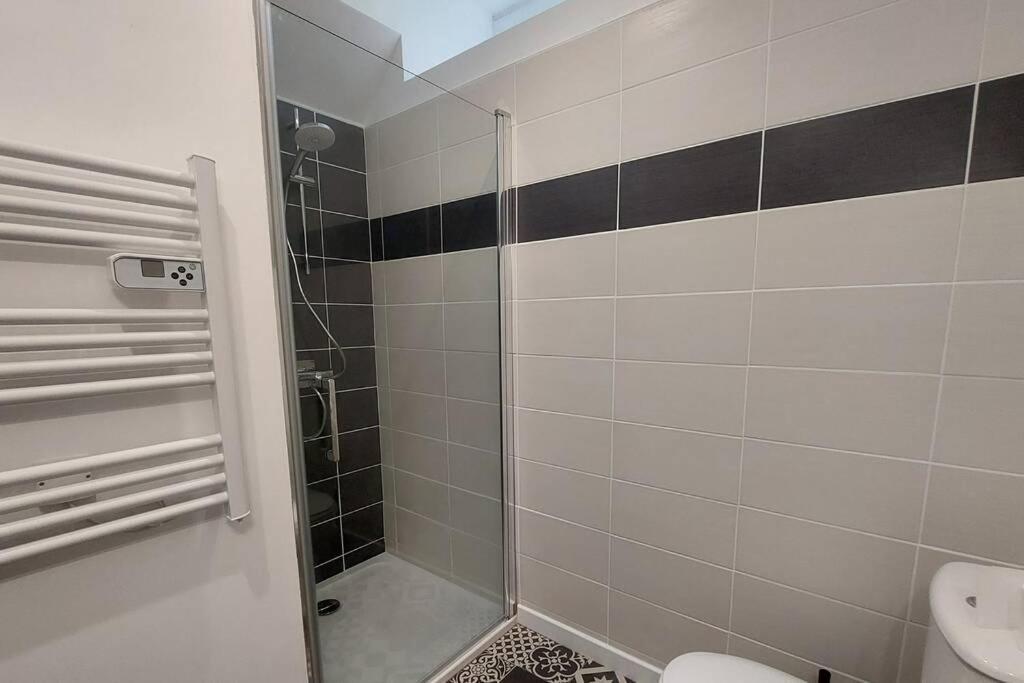 Villa Jean Julien - Les Cascades - Appartement T3 - 2 Chambres - 6 Personnes Льо Мон-Дор Екстериор снимка